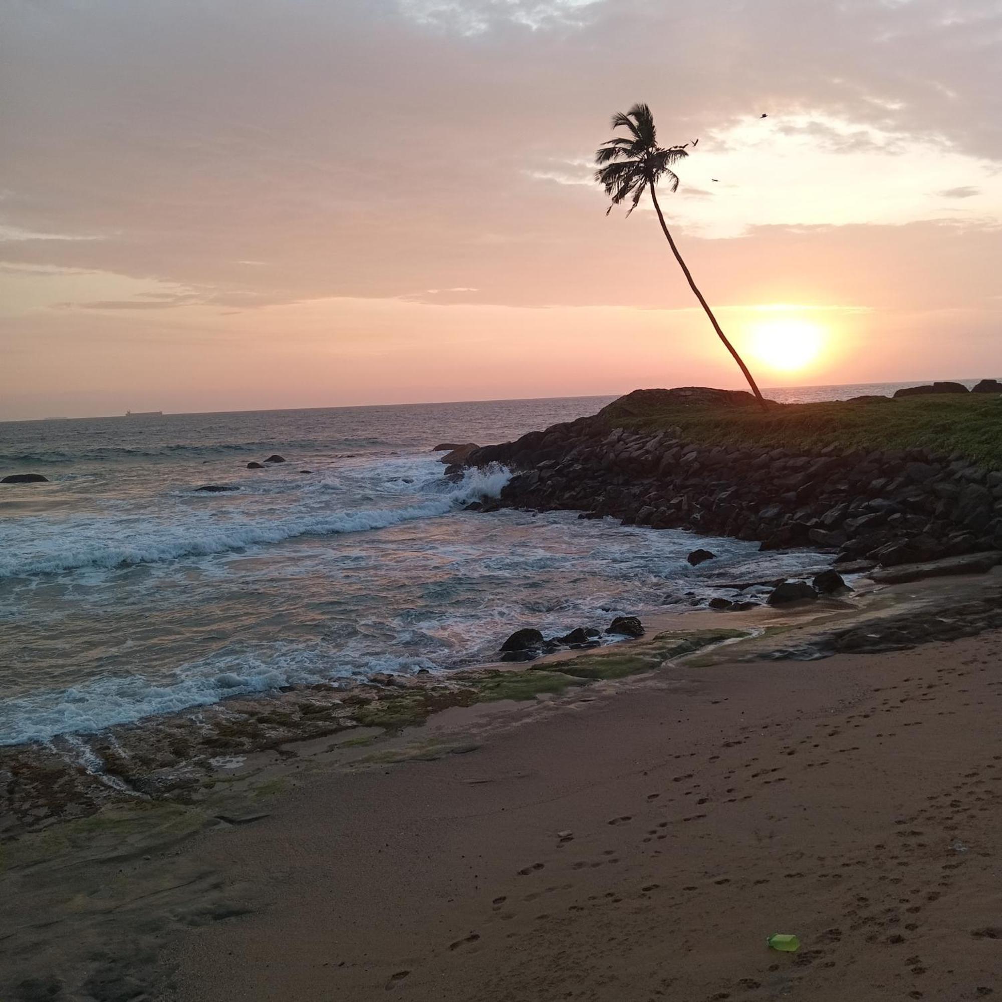Sunset Beach Villa Galle Exterior foto